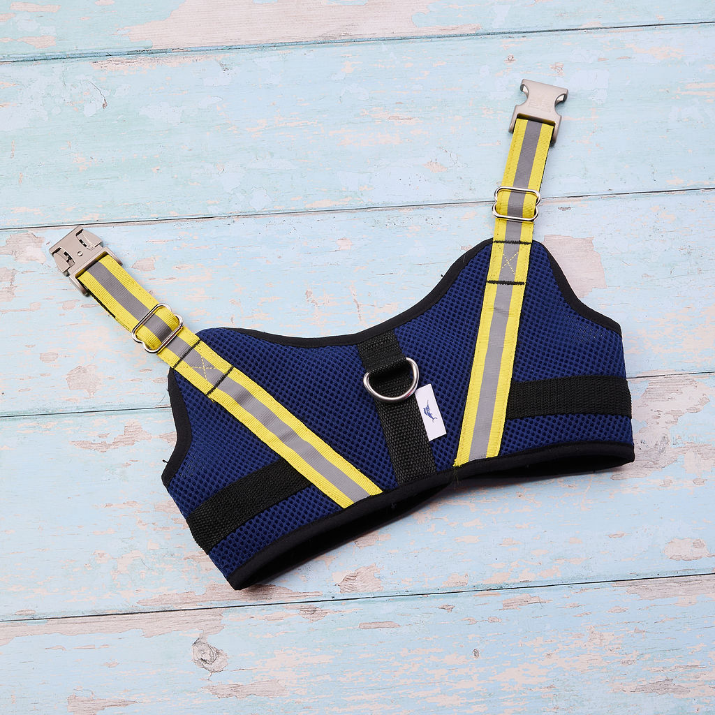 Apparel Harness - Tommy Bahama® - Navy/Yellow